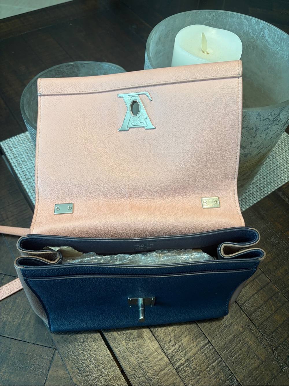 Louis Vuitton Lockme II BB bag - Picture 10 of 16